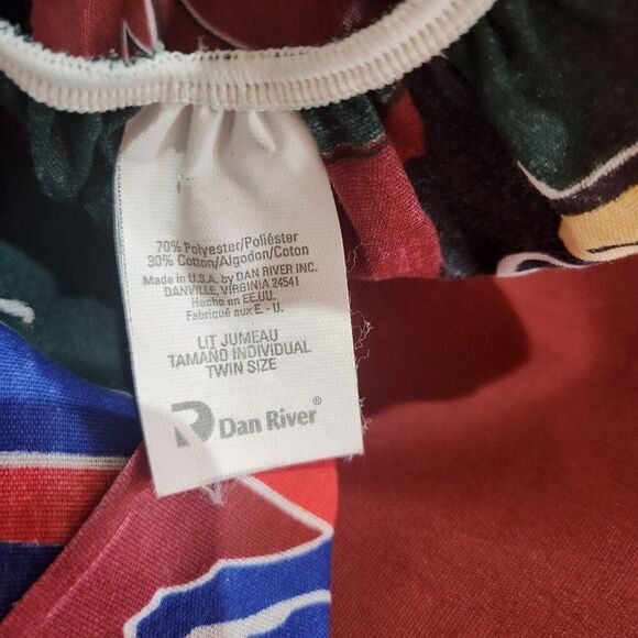 Vintage 90s Dan River Twin Fitted Sheet NFL Teams Red Green Crafts - Picture 3 of 3